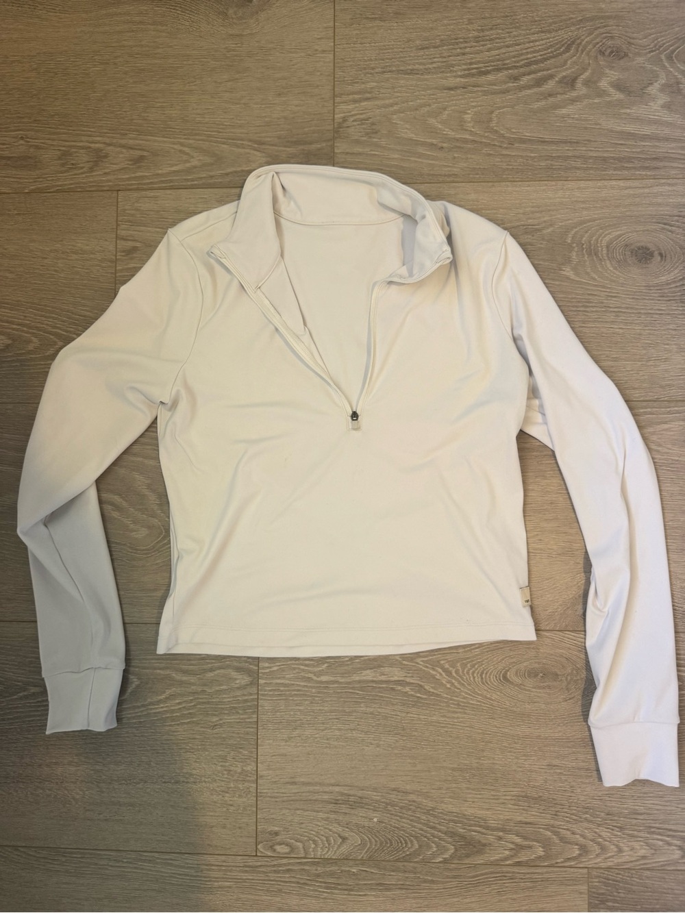Vuori Studio Half Zip | White| Size Large |Active Pullover